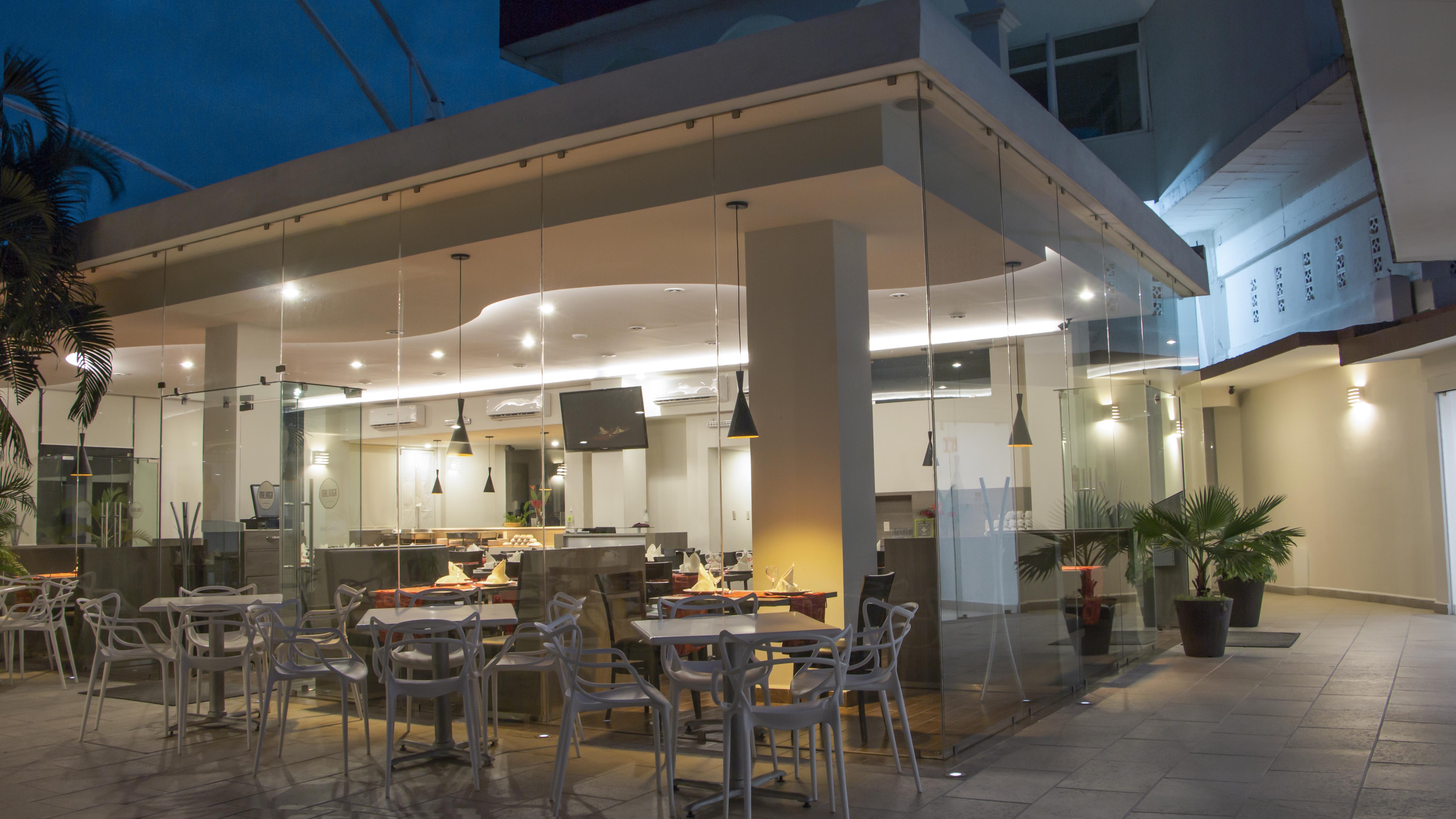 Hotel Tulija פלנקה מראה חיצוני תמונה
