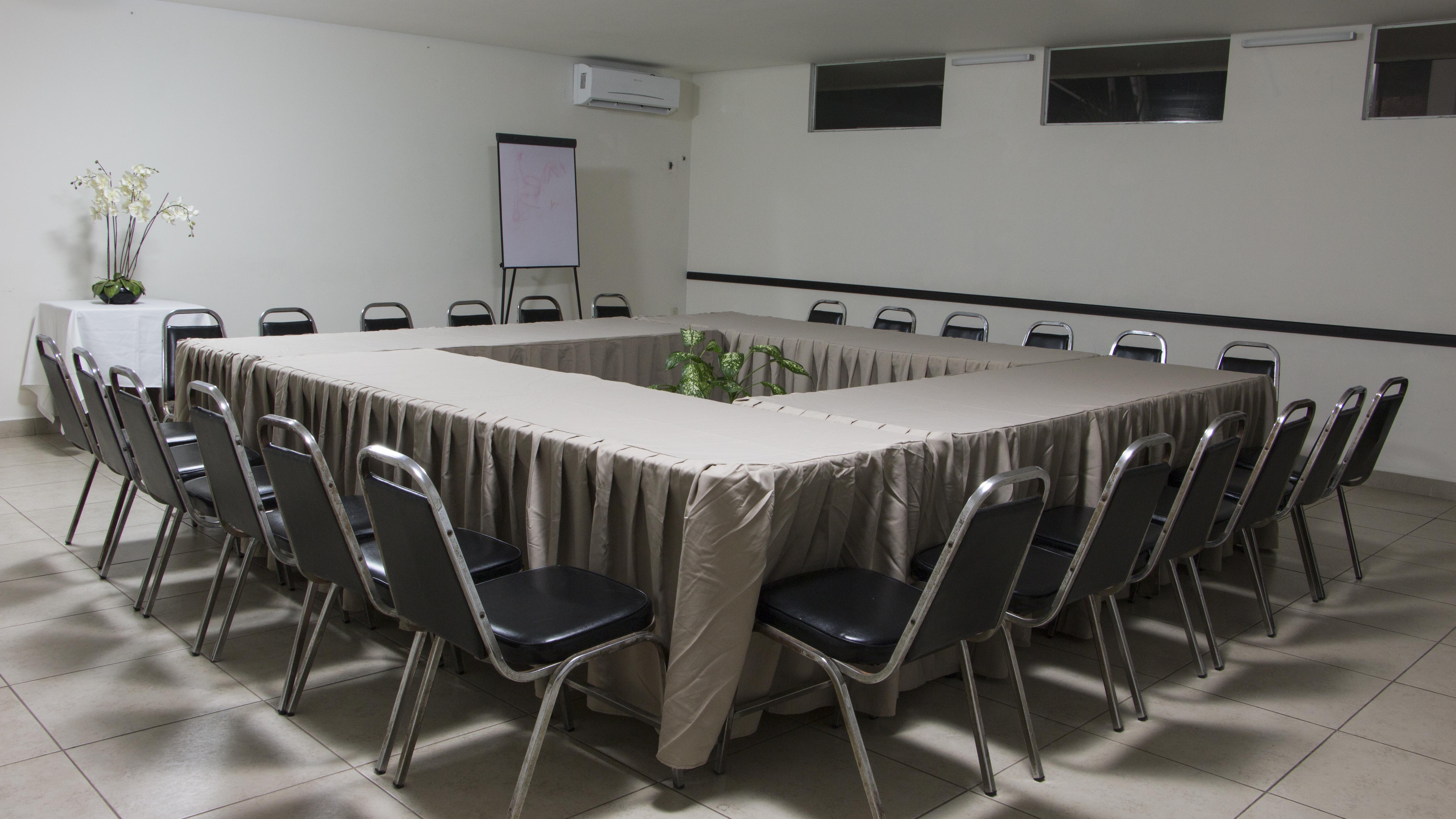 Hotel Tulija פלנקה מראה חיצוני תמונה