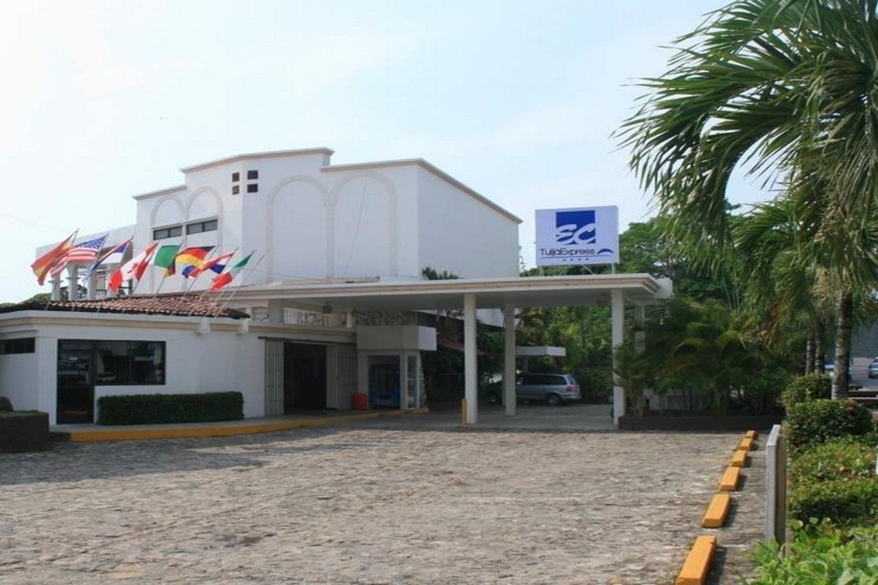 Hotel Tulija פלנקה מראה חיצוני תמונה